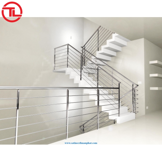 Cầu Thang Inox M4